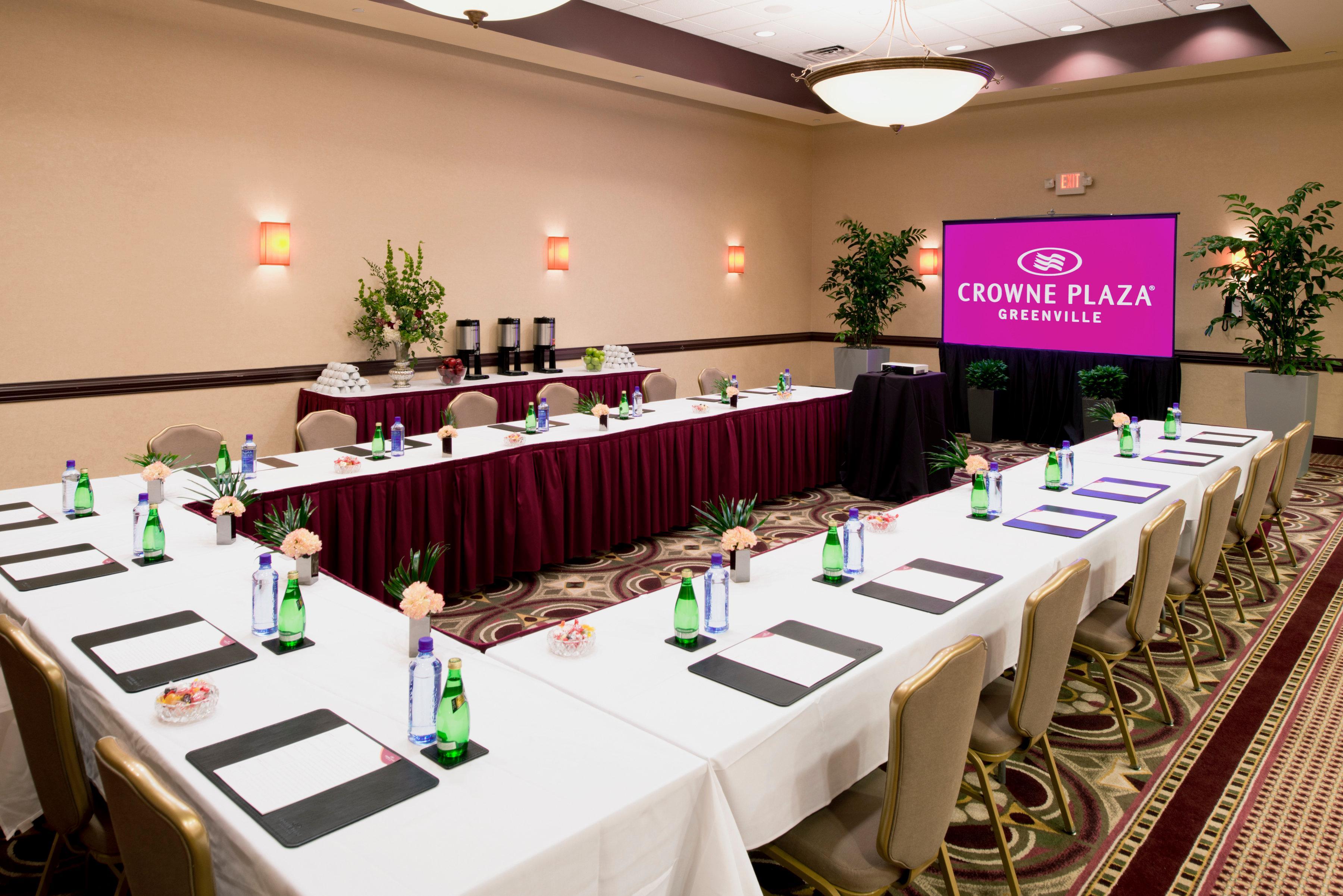 Crowne Plaza Greenville By Ihg Exterior foto