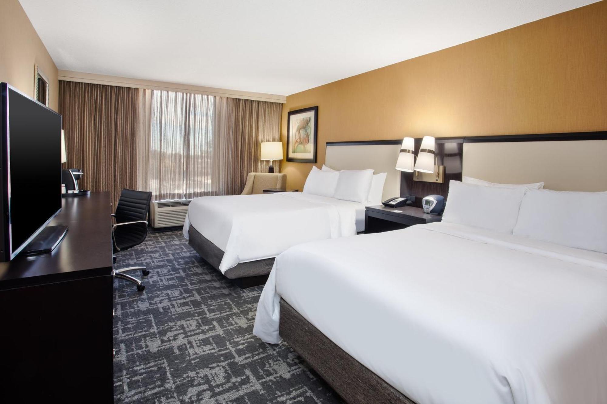 Crowne Plaza Greenville By Ihg Exterior foto